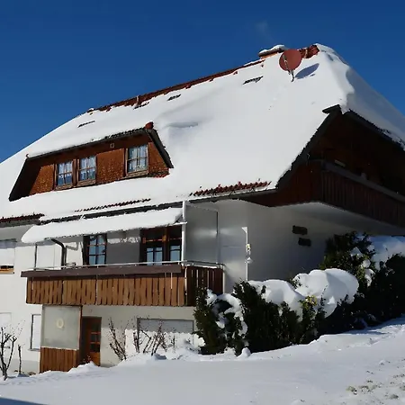 Casa de hóspedes Gaestehaus Waldhuesle Friedenweiler
